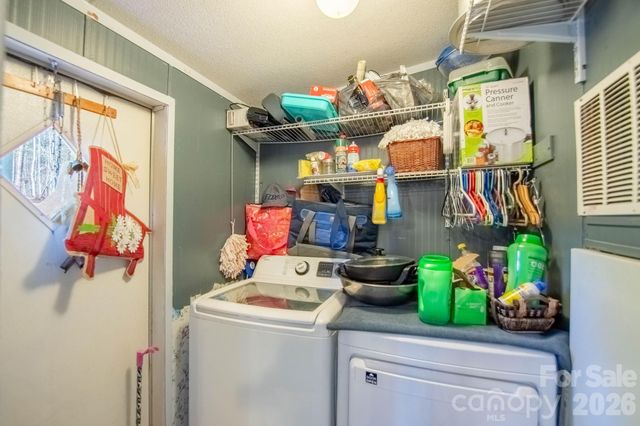 97 Misty Ridge Lane, Leicester, NC 28748