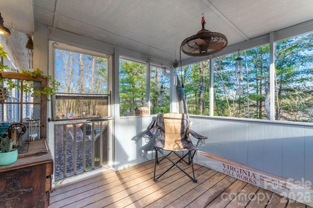 97 Misty Ridge Lane, Leicester, NC 28748