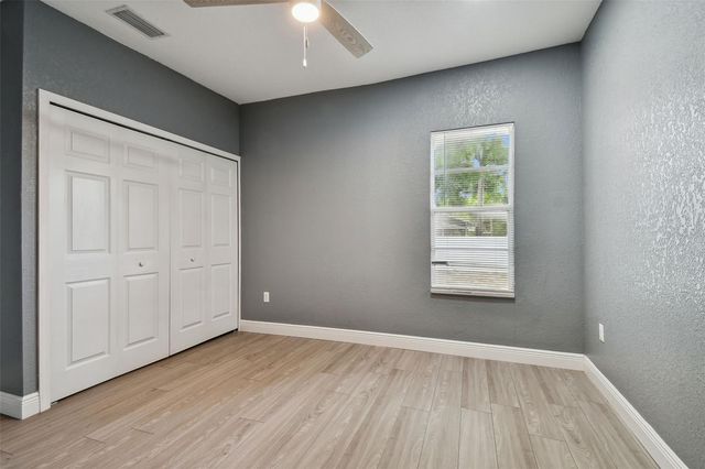 6810 N NAVIN AVENUE, Tampa, FL 33604