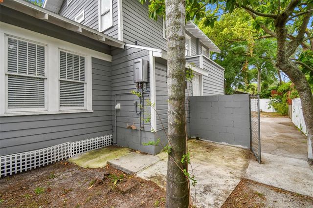 6810 N NAVIN AVENUE, Tampa, FL 33604