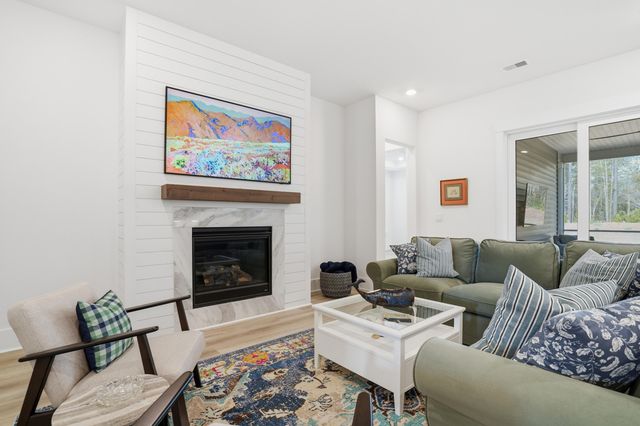 128 Summerwind Drive, Summerville, SC 29486