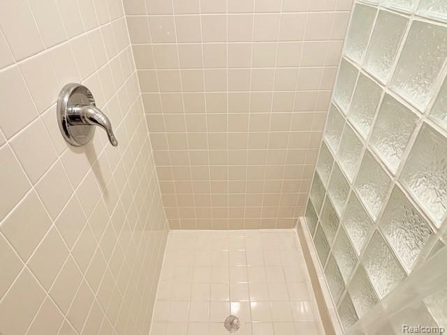 56285 Tournament Lane, Macomb, MI 48042