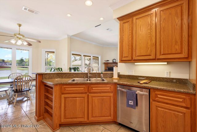 15422 Overlook Drive, Gulfport, MS 39503