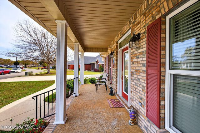 15422 Overlook Drive, Gulfport, MS 39503