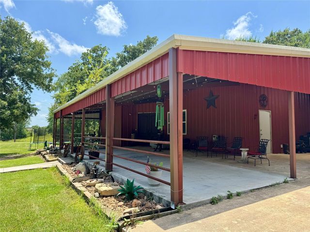 17 Mosley Lane, Huntsville, TX 77320