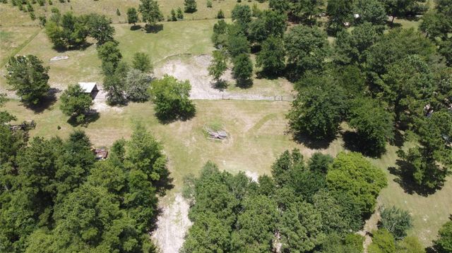 17 Mosley Lane, Huntsville, TX 77320