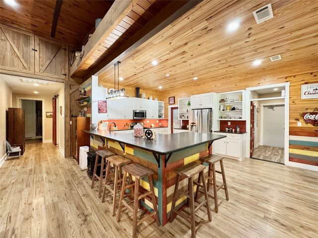 17 Mosley Lane, Huntsville, TX 77320