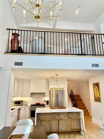 2621 Gates Avenue B, Redondo Beach, CA 90278