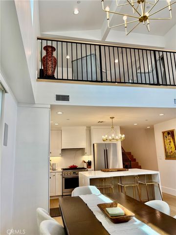 2621 Gates Avenue B, Redondo Beach, CA 90278