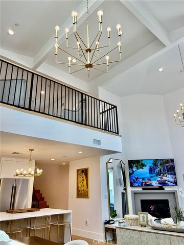 2621 Gates Avenue B, Redondo Beach, CA 90278