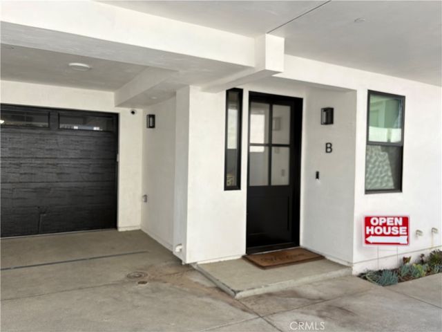 2621 Gates Avenue B, Redondo Beach, CA 90278