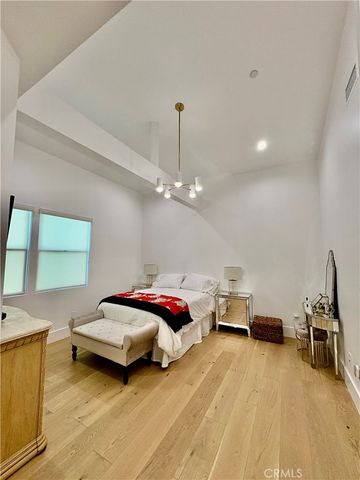 2621 Gates Avenue B, Redondo Beach, CA 90278