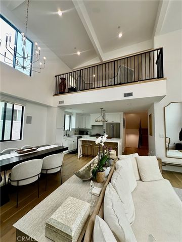 2621 Gates Avenue B, Redondo Beach, CA 90278