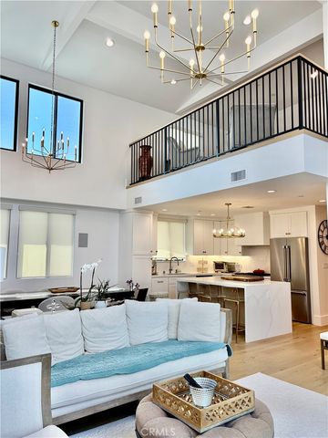 2621 Gates Avenue B, Redondo Beach, CA 90278