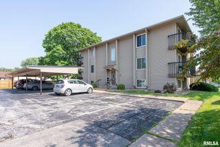 1820 53RD Street, Moline, IL 61265