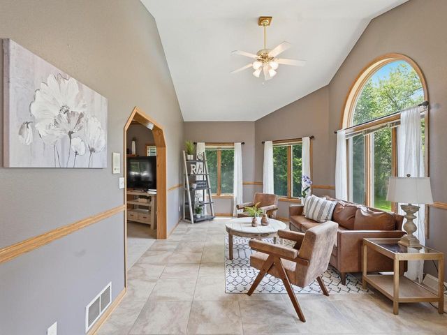 4695 Catherine COURT, Brookfield, WI 53072