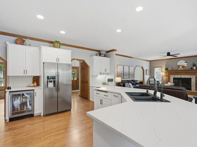 4695 Catherine COURT, Brookfield, WI 53072