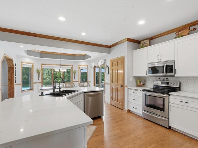4695 Catherine COURT, Brookfield, WI 53072