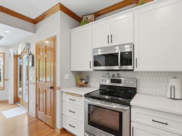 4695 Catherine COURT, Brookfield, WI 53072