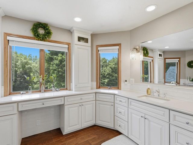 4695 Catherine COURT, Brookfield, WI 53072