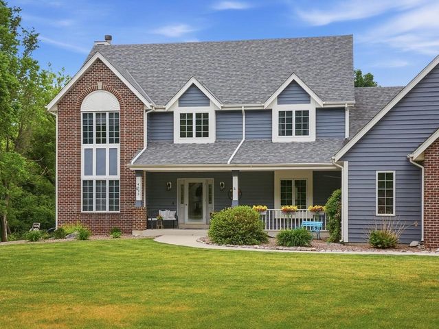 4695 Catherine COURT, Brookfield, WI 53072