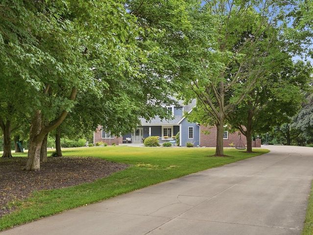 4695 Catherine COURT, Brookfield, WI 53072