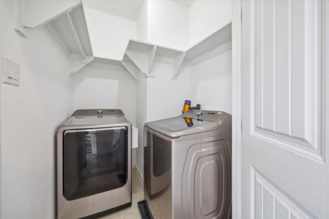 5116 Creekmont Drive, Houston, TX 77091