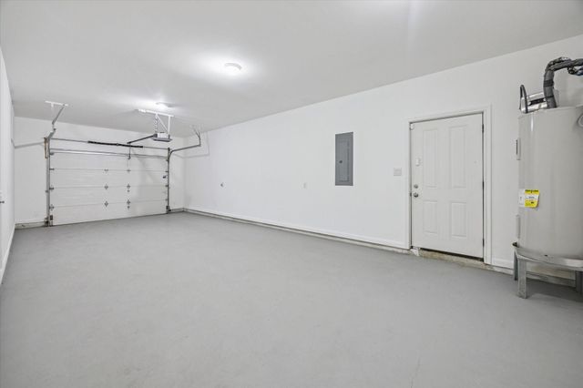 5116 Creekmont Drive, Houston, TX 77091