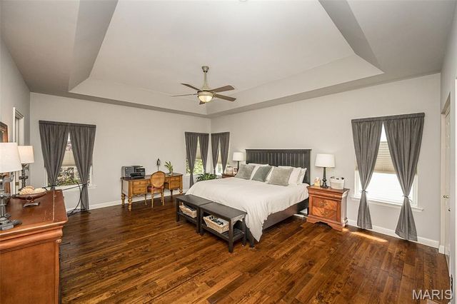 9609 Oakmont Woods Court, Crestwood, MO 63126