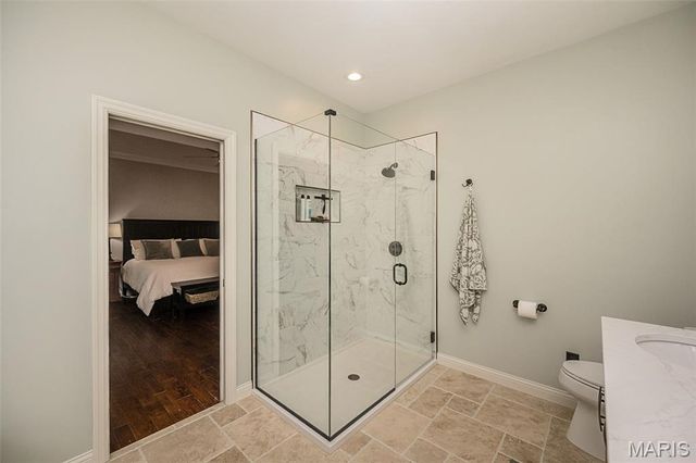 9609 Oakmont Woods Court, Crestwood, MO 63126