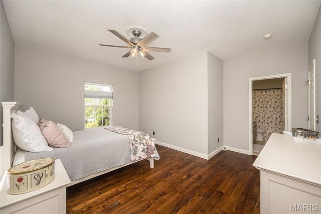9609 Oakmont Woods Court, Crestwood, MO 63126