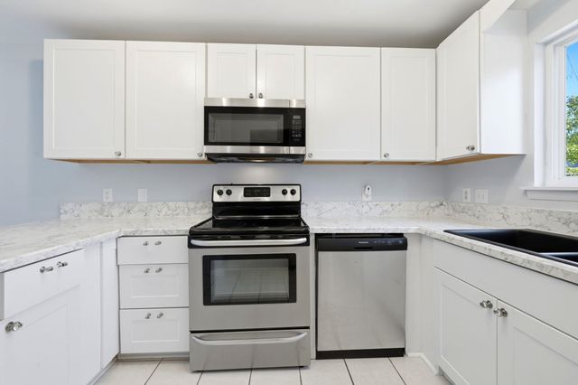 600 37th Ave N Apt 207, Myrtle Beach, SC 29577