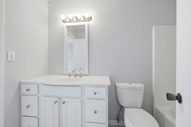 600 37th Ave N Apt 207, Myrtle Beach, SC 29577