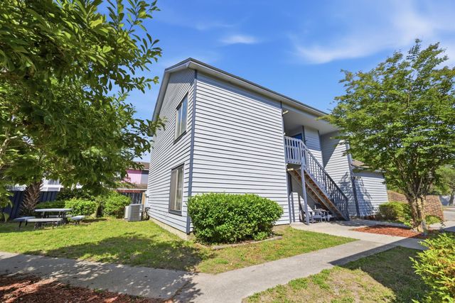 600 37th Ave N Apt 207, Myrtle Beach, SC 29577