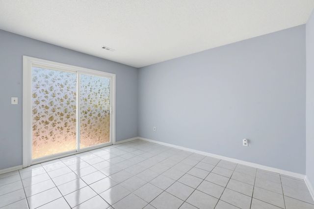 600 37th Ave N Apt 207, Myrtle Beach, SC 29577