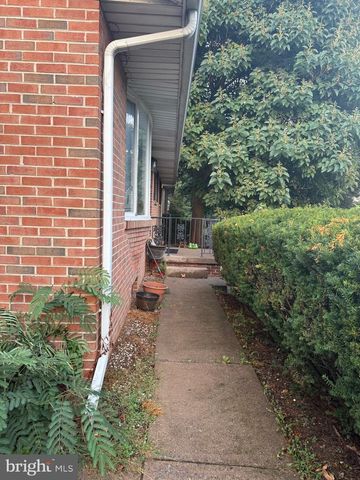 2408 SWATARA ST, Harrisburg, PA 17104