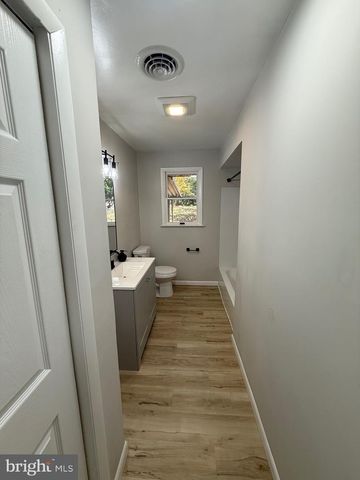 2408 SWATARA ST, Harrisburg, PA 17104