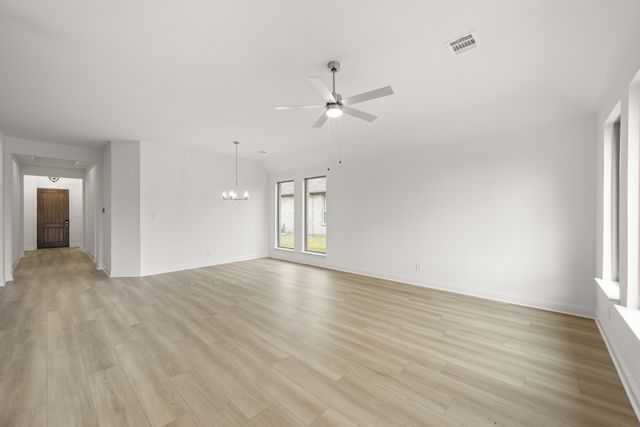 128 Trinity Street, Grandview, TX 76050