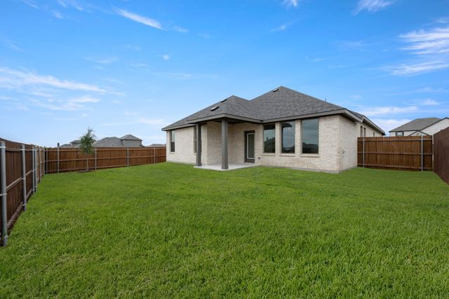 128 Trinity Street, Grandview, TX 76050