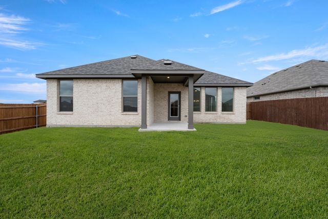 128 Trinity Street, Grandview, TX 76050