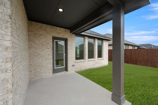 128 Trinity Street, Grandview, TX 76050