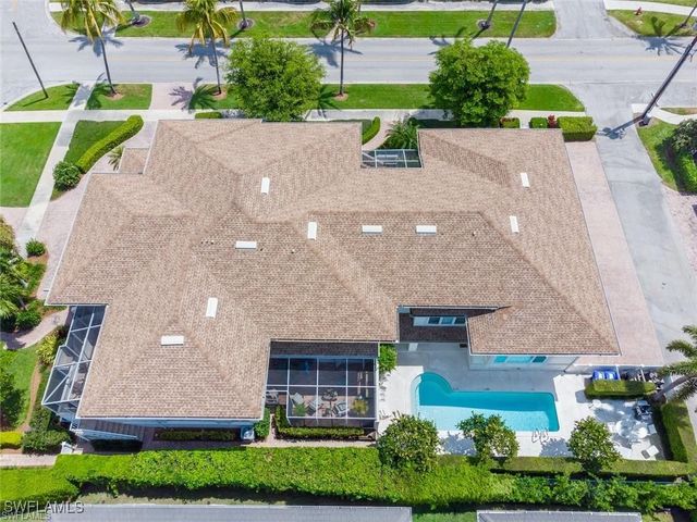 210 2nd ST S 1C, Naples, FL 34102