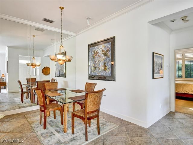 210 2nd ST S 1C, Naples, FL 34102