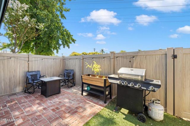 1659 E Avenida De Las Flores, Thousand Oaks, CA 91362