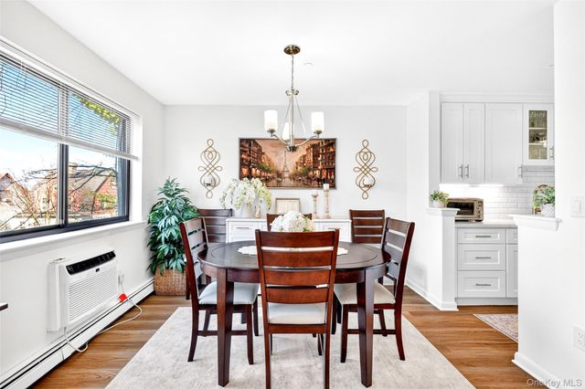 24 Carhart Avenue 211, White Plains, NY 10605