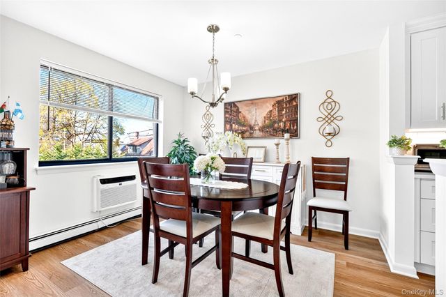 24 Carhart Avenue 211, White Plains, NY 10605