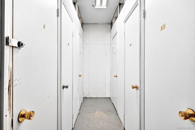 24 Carhart Avenue 211, White Plains, NY 10605