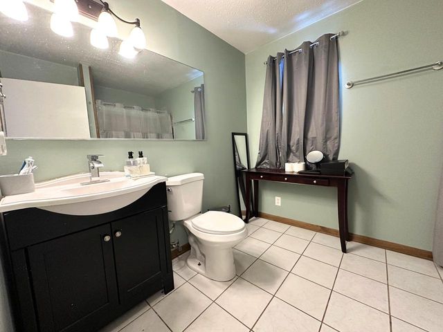 2902 Tilden AVENUE, Delavan, WI 53115