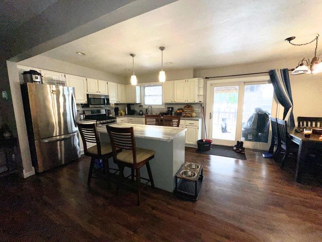 2902 Tilden AVENUE, Delavan, WI 53115