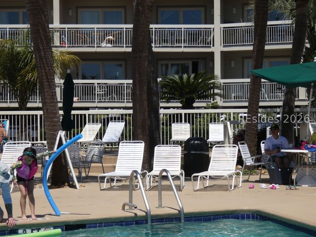 4 N Forest Beach Dr Apt 126, Hilton Head Island, SC 29928